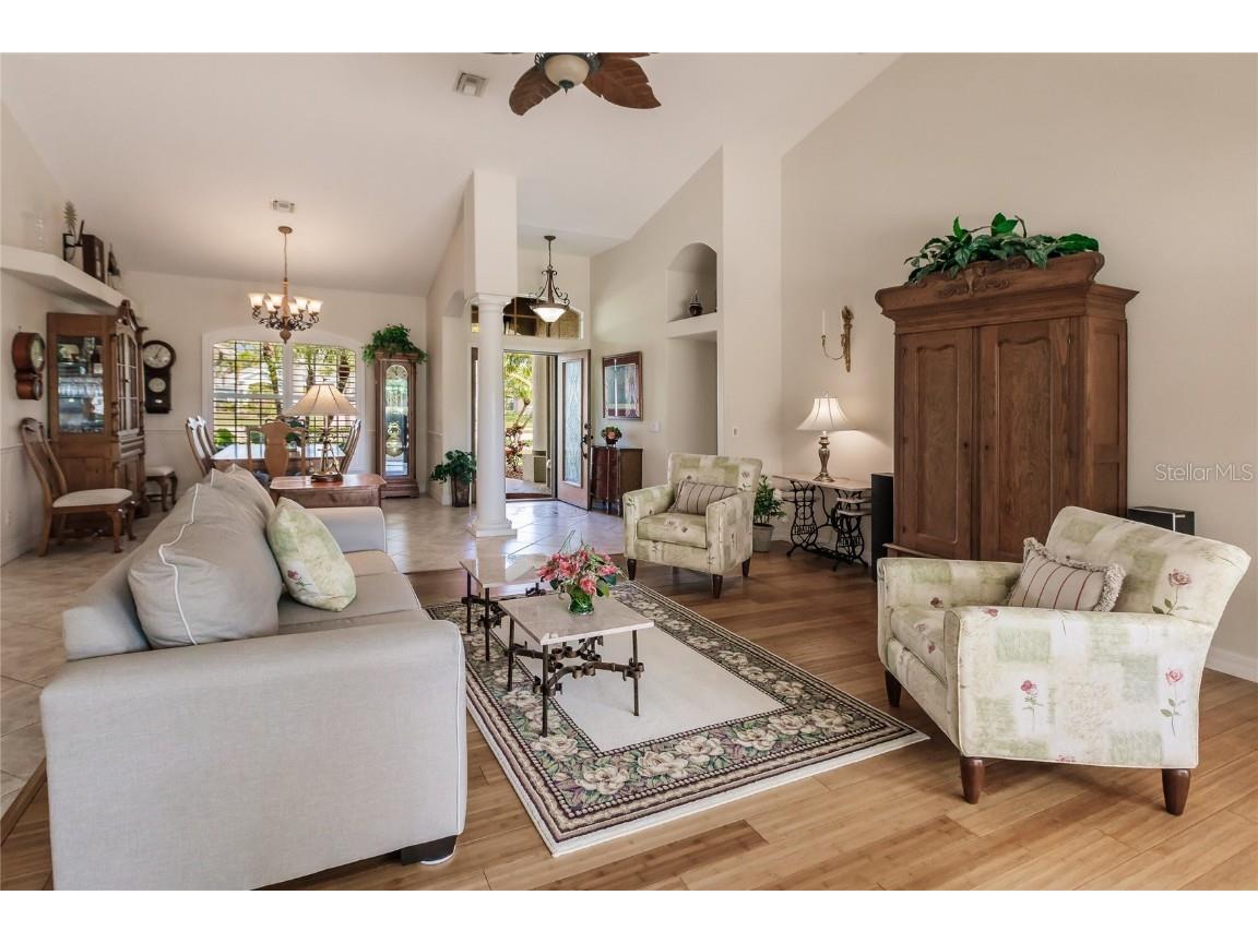 254 Rotonda Boulevard E Rotonda West FL 33947 D6145136 image4