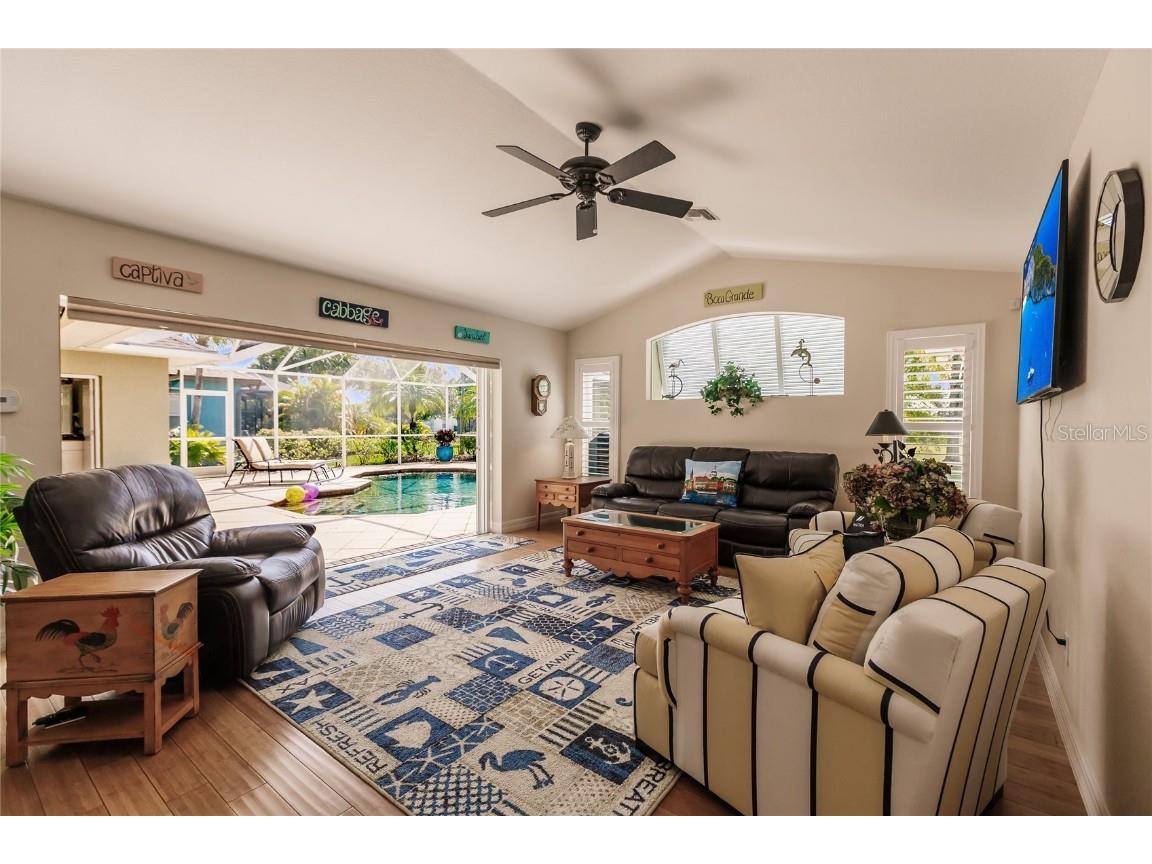 254 Rotonda Boulevard E Rotonda West FL 33947 D6145136 image7