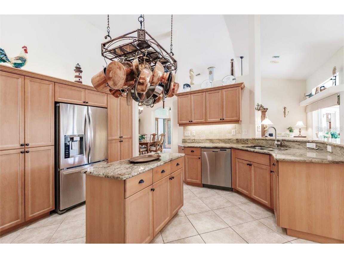 254 Rotonda Boulevard E Rotonda West FL 33947 D6145136 image8