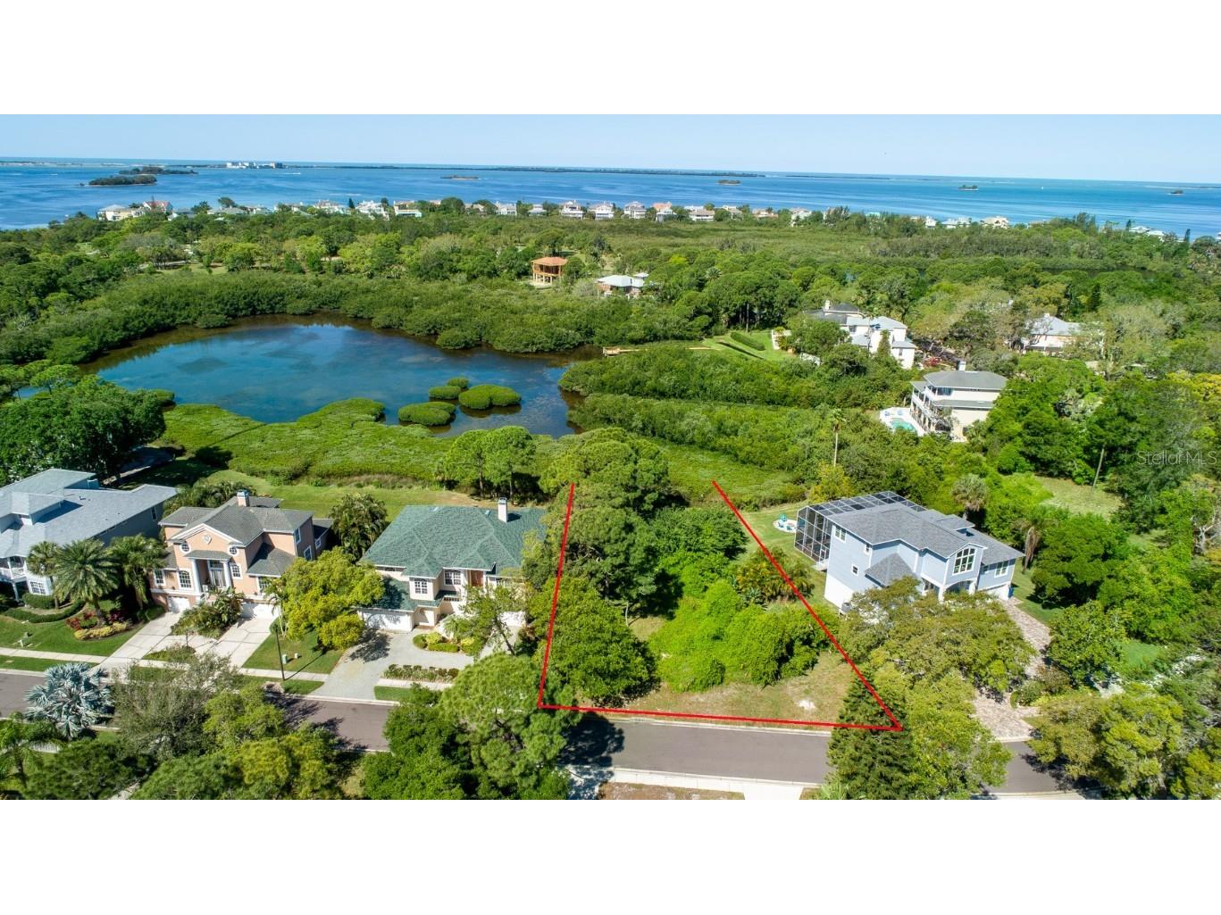 254 Sanctuary Drive Crystal Beach FL 34681 - SUTHERLAND BAYOU U8158452 image1