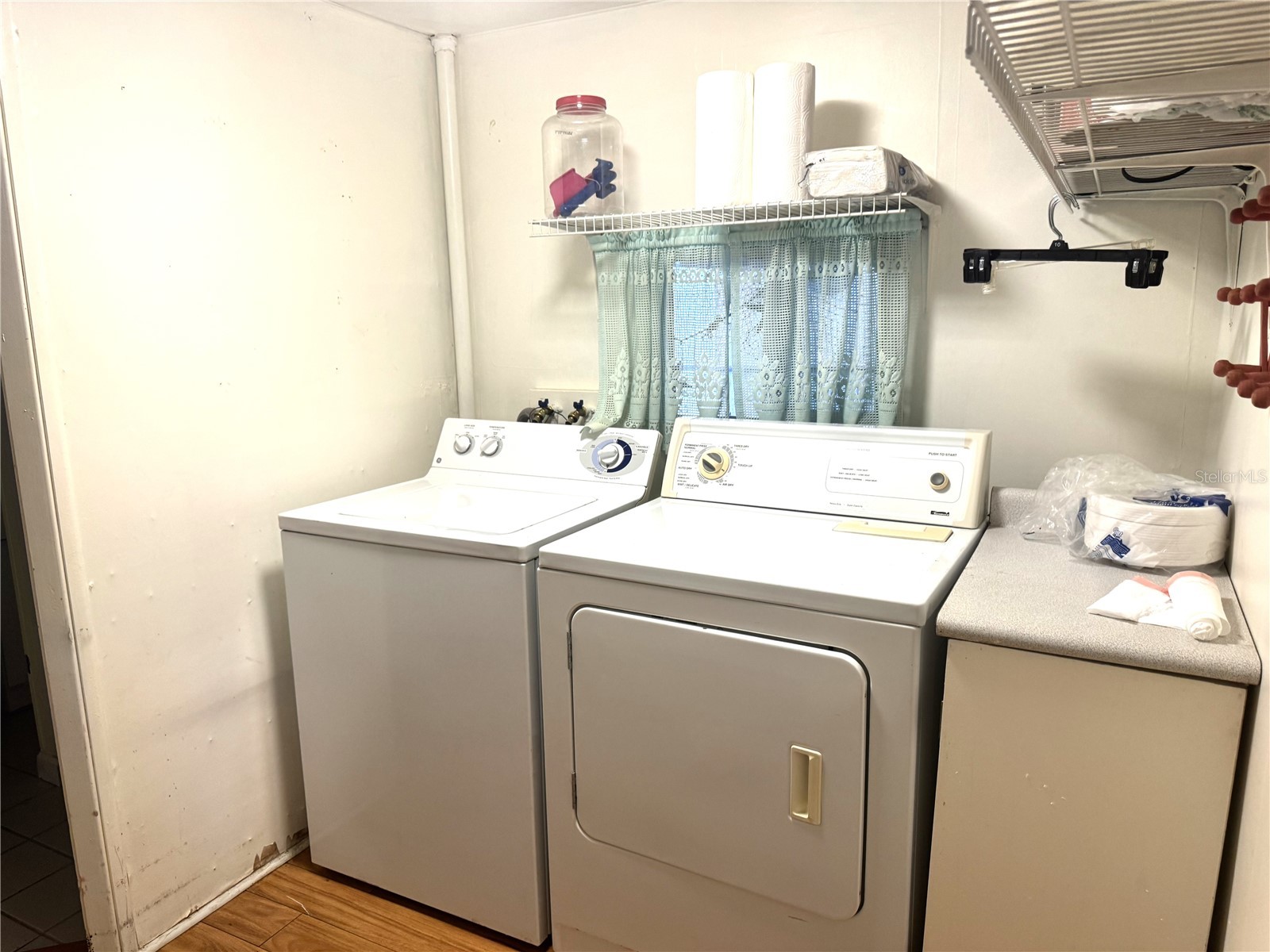 254 Southwinds Drive Sarasota FL 34231 A4688832 image13