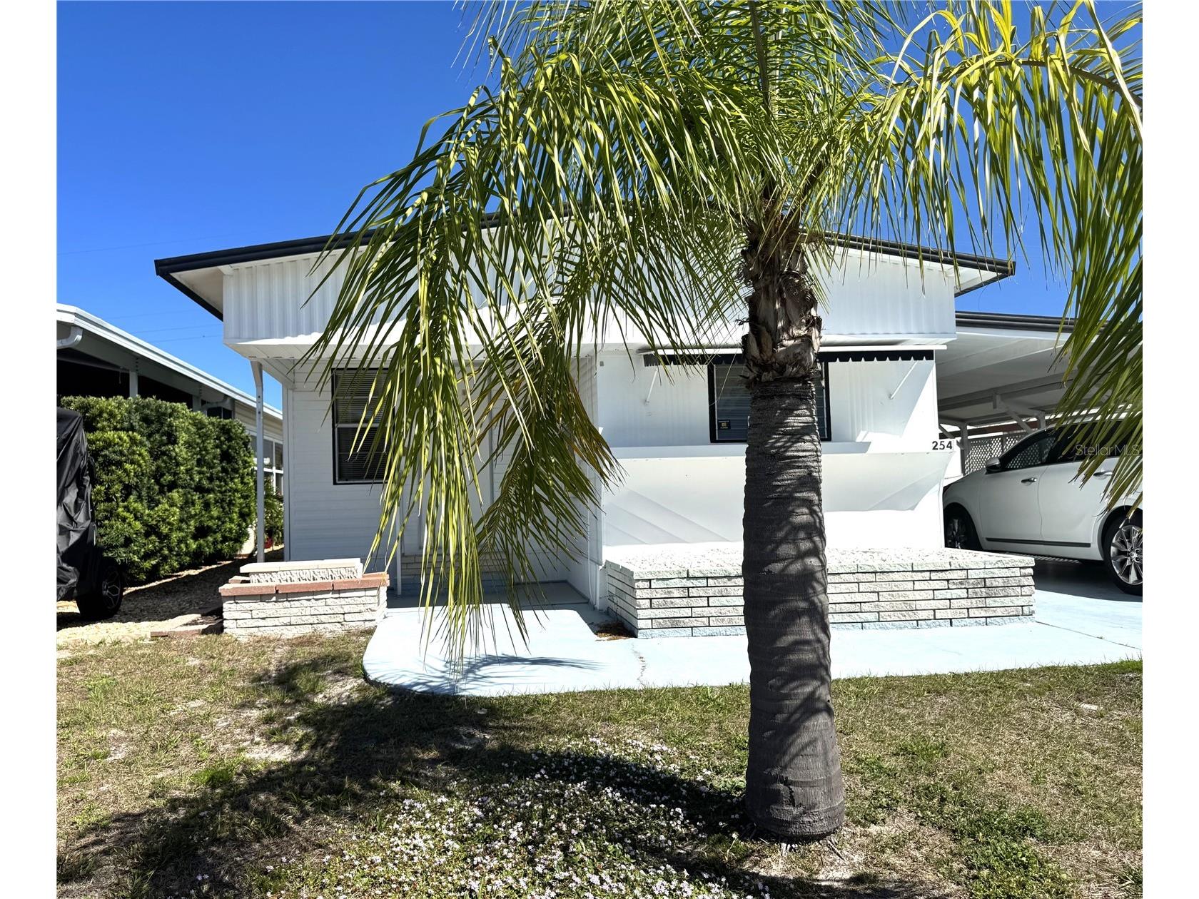 254 Southwinds Drive Sarasota FL 34231 A4688832 image2