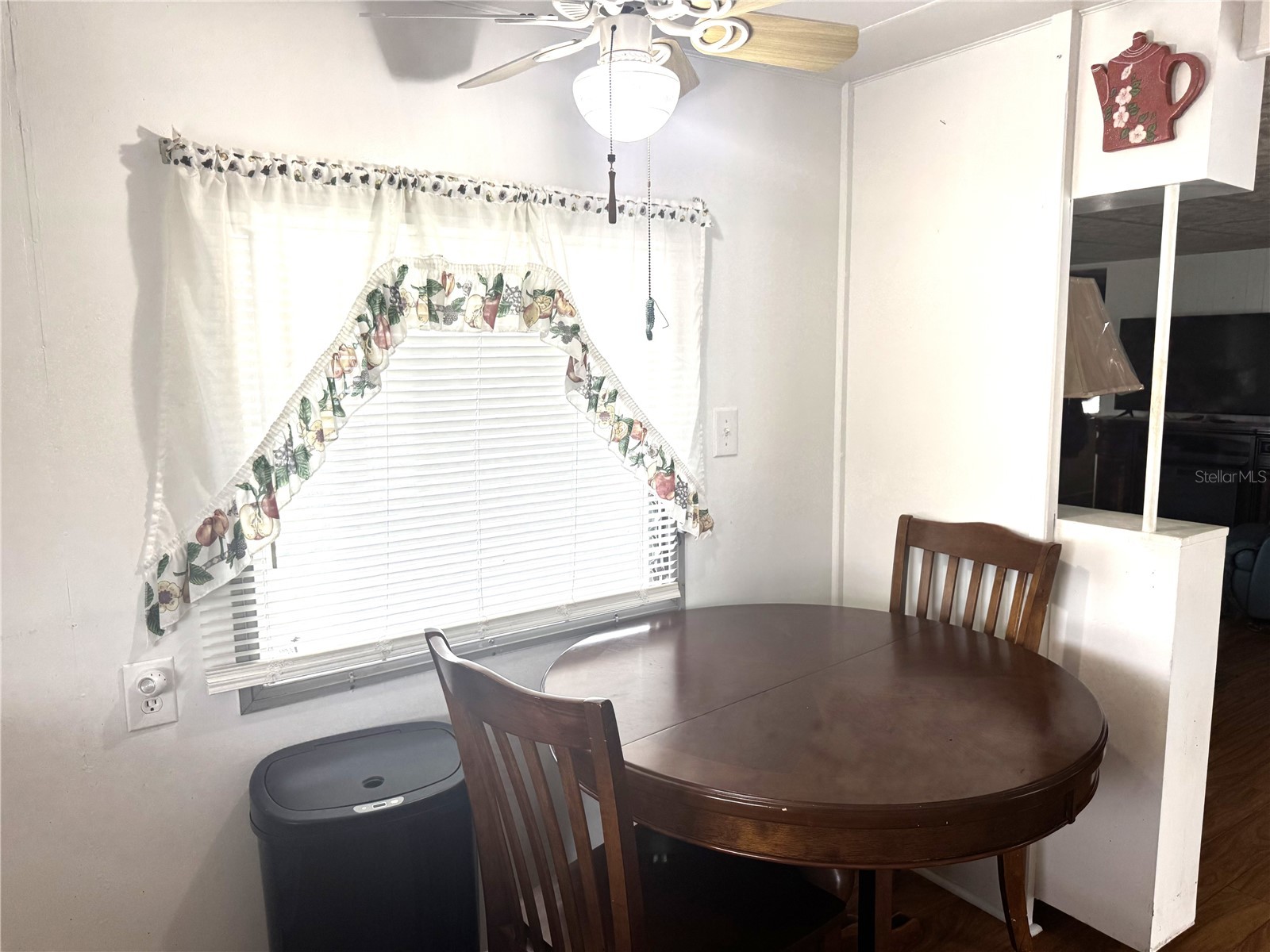 254 Southwinds Drive Sarasota FL 34231 A4688832 image9