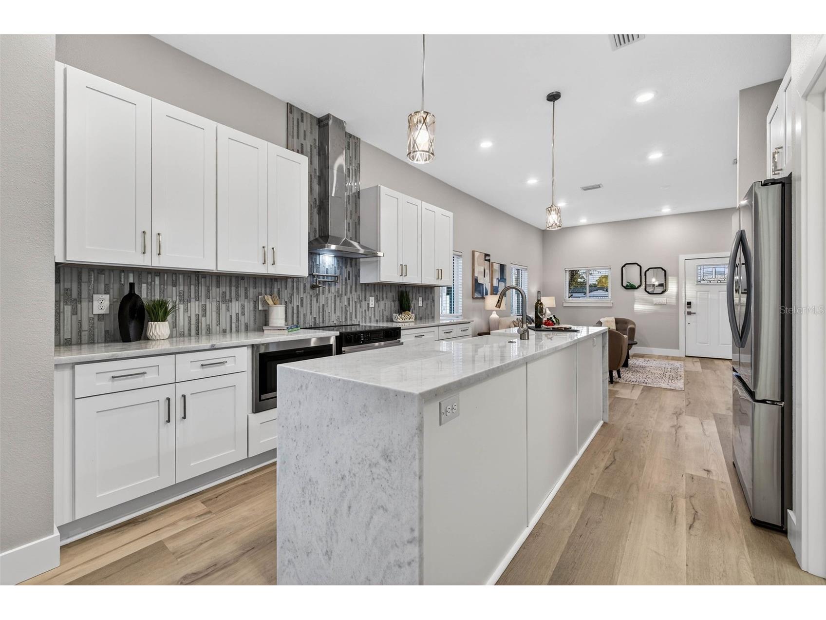 2540 34th Avenue N Saint Petersburg FL 33713 TB8455104 image13