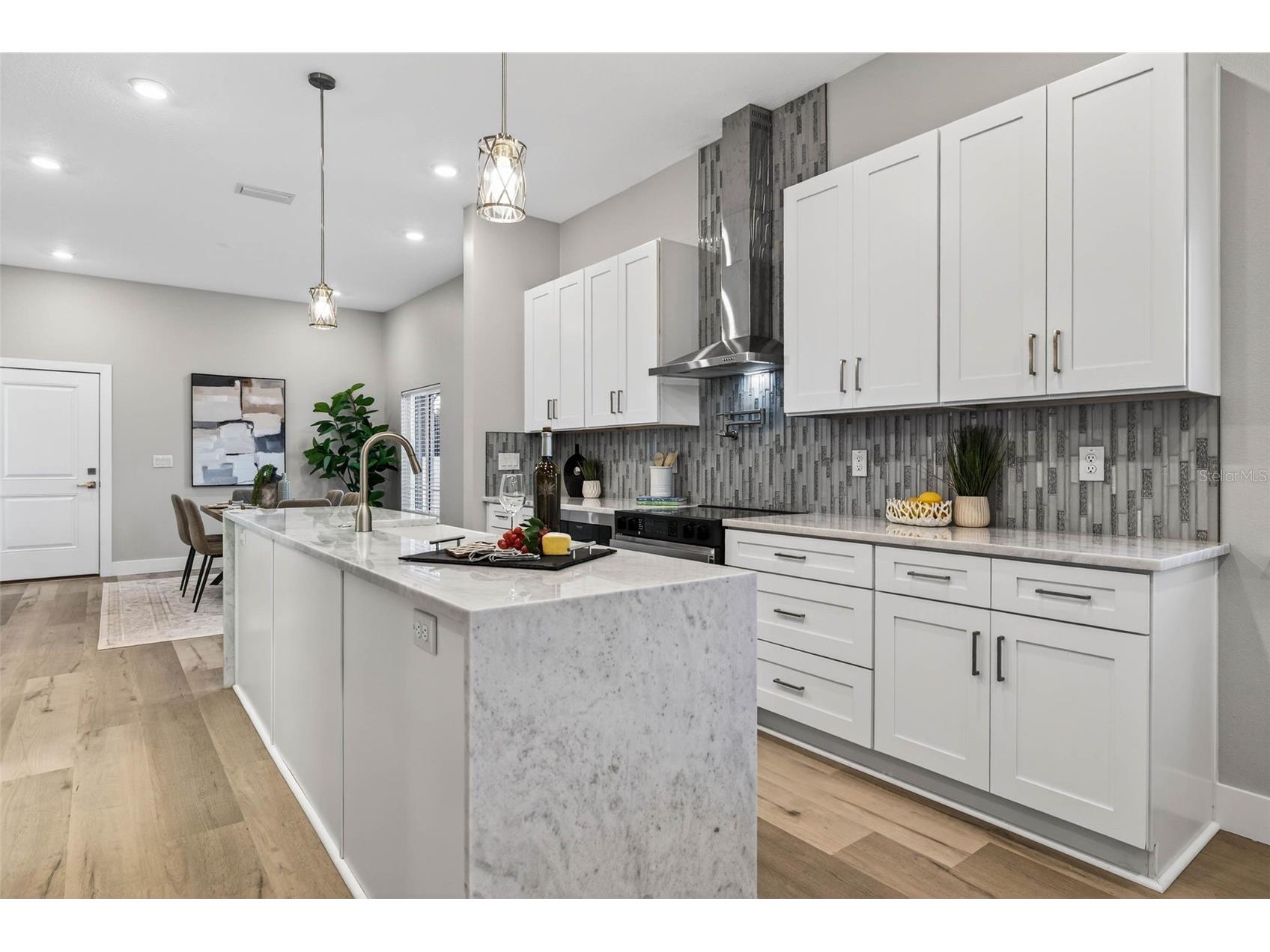 2540 34th Avenue N Saint Petersburg FL 33713 TB8455104 image14