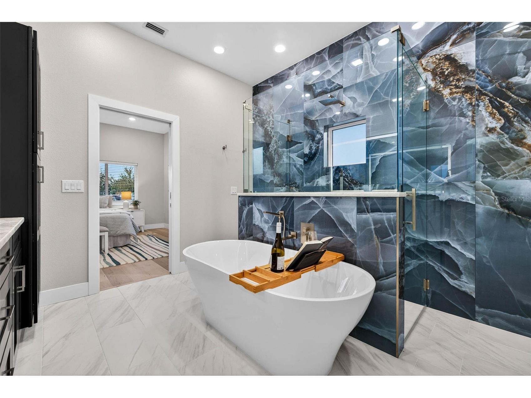 2540 34th Avenue N Saint Petersburg FL 33713 TB8455104 image23