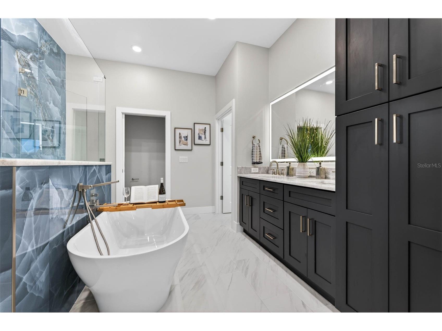 2540 34th Avenue N Saint Petersburg FL 33713 TB8455104 image24