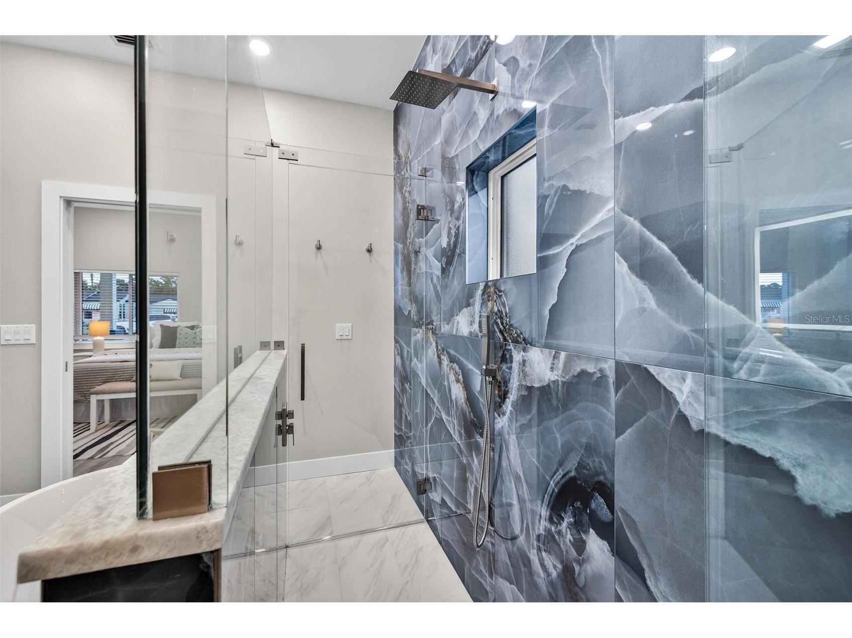 2540 34th Avenue N Saint Petersburg FL 33713 TB8455104 image26