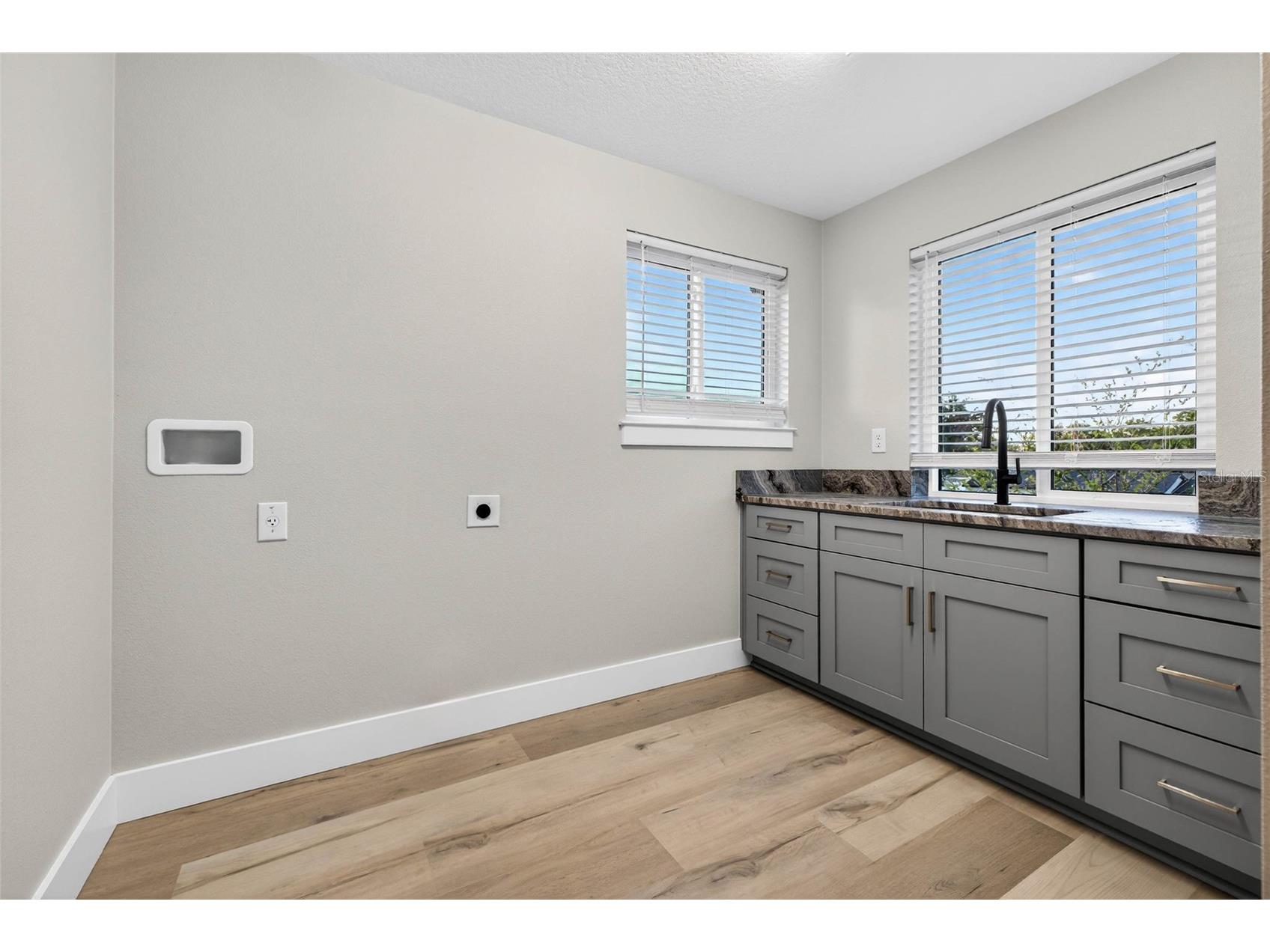 2540 34th Avenue N Saint Petersburg FL 33713 TB8455104 image39