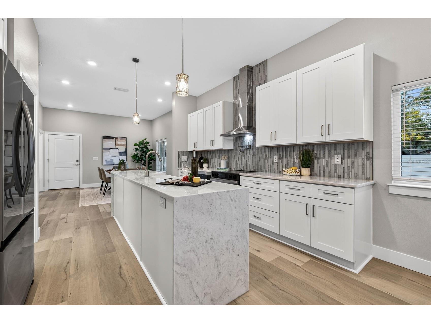 2540 34th Avenue N Saint Petersburg FL 33713 TB8455104 image8