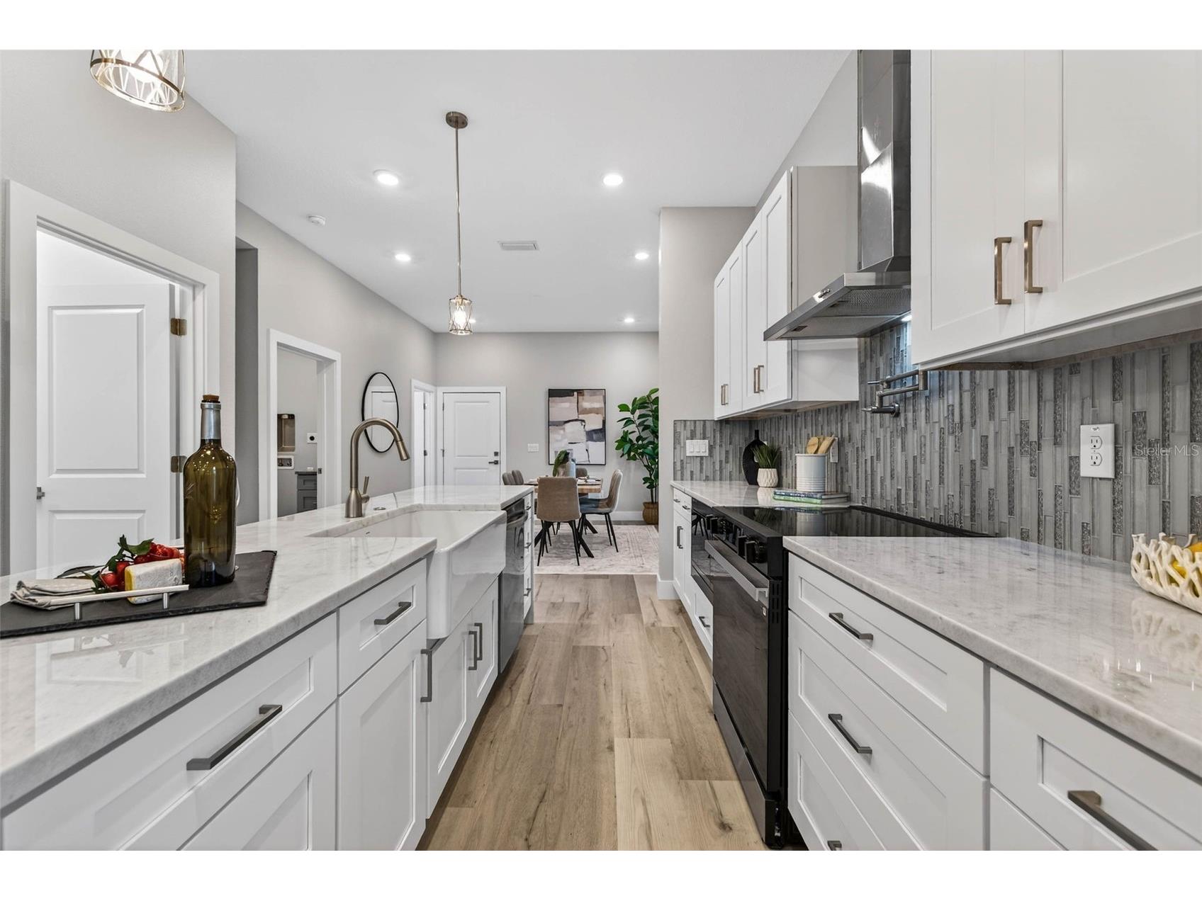 2540 34th Avenue N Saint Petersburg FL 33713 TB8455104 image9