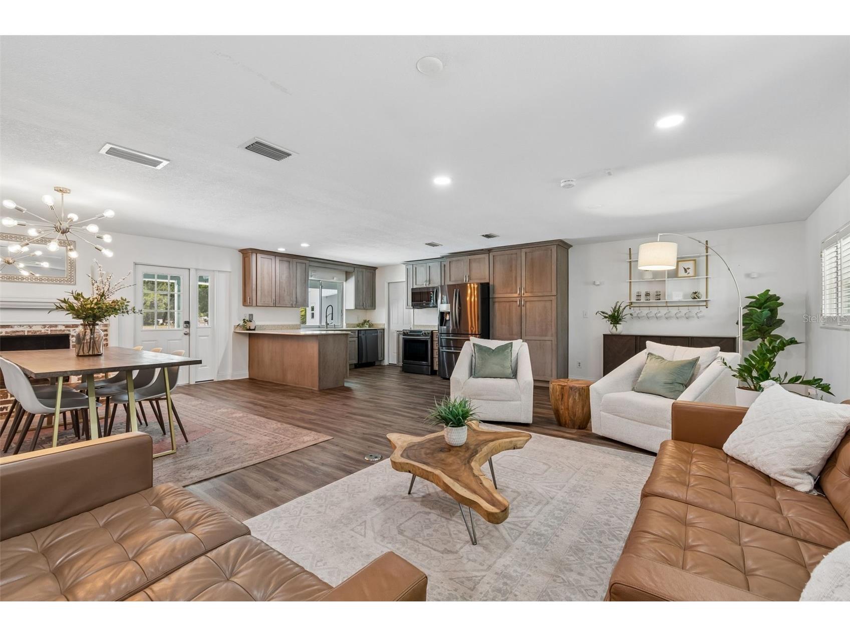 2540 Lake Ellen Circle Tampa FL 33618 TB8501087 image11