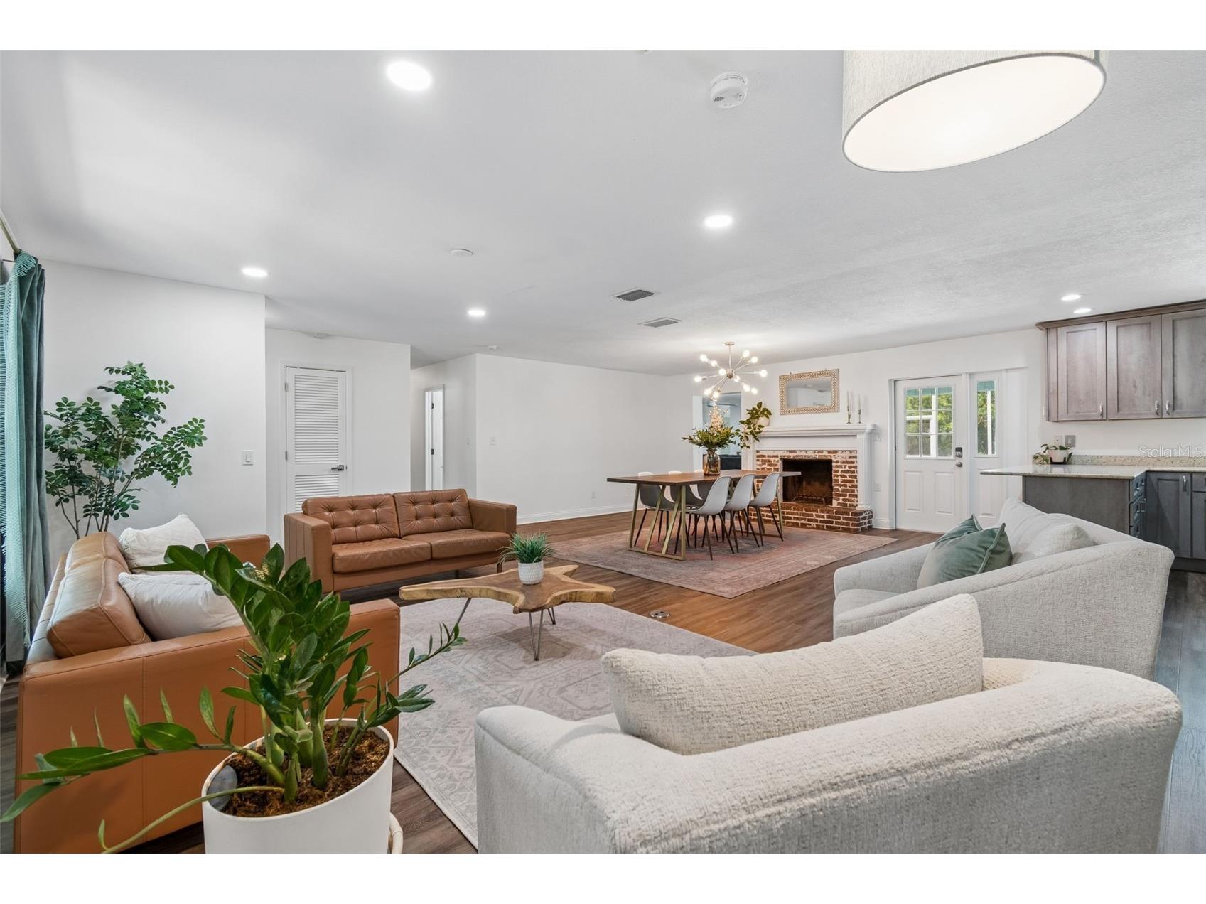 2540 Lake Ellen Circle Tampa FL 33618 TB8501087 image13