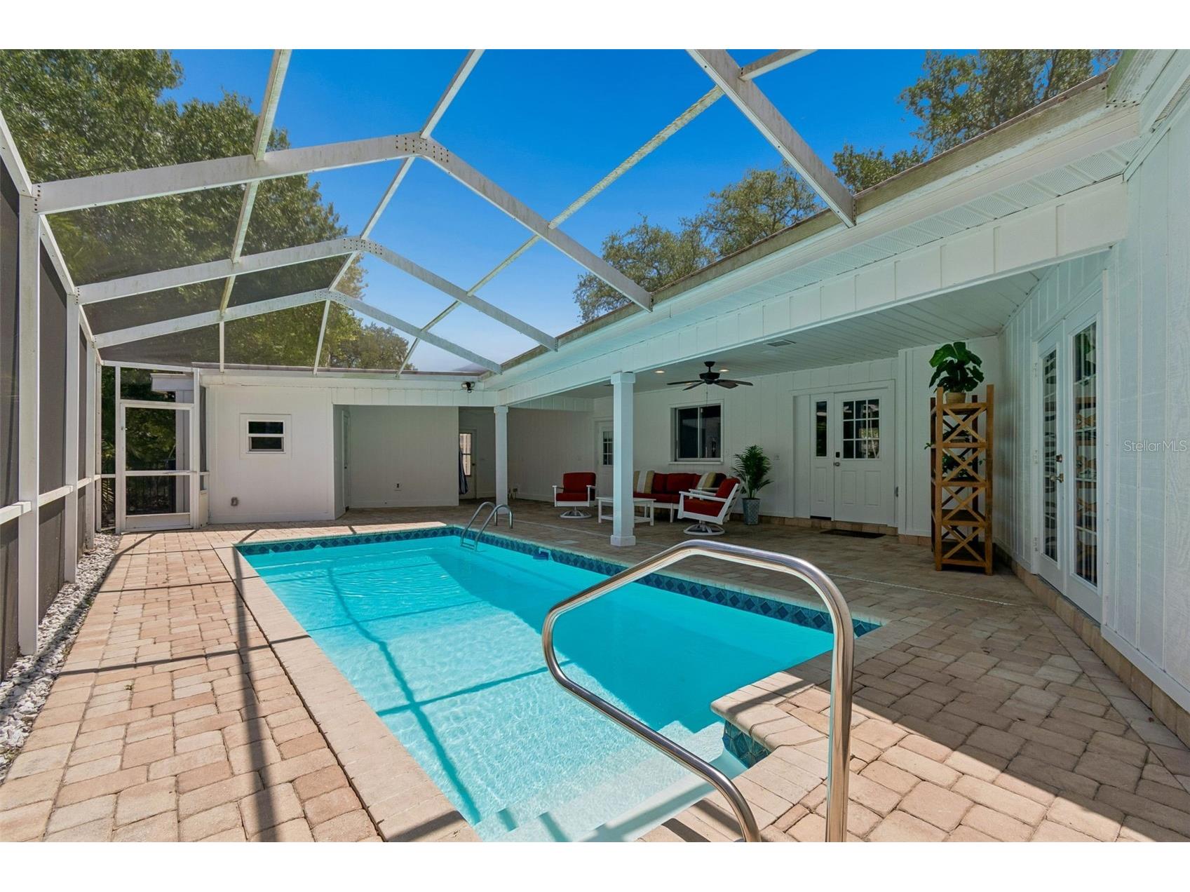 2540 Lake Ellen Circle Tampa FL 33618 TB8501087 image16