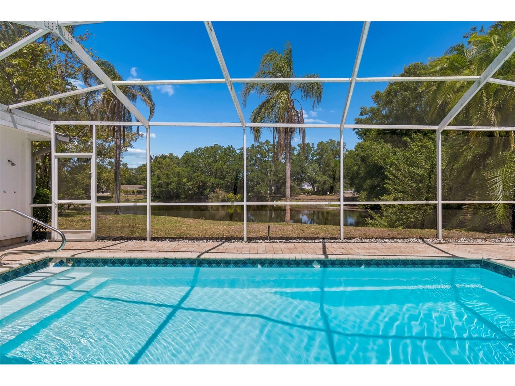 2540 Lake Ellen Circle Tampa FL 33618 TB8501087 image19
