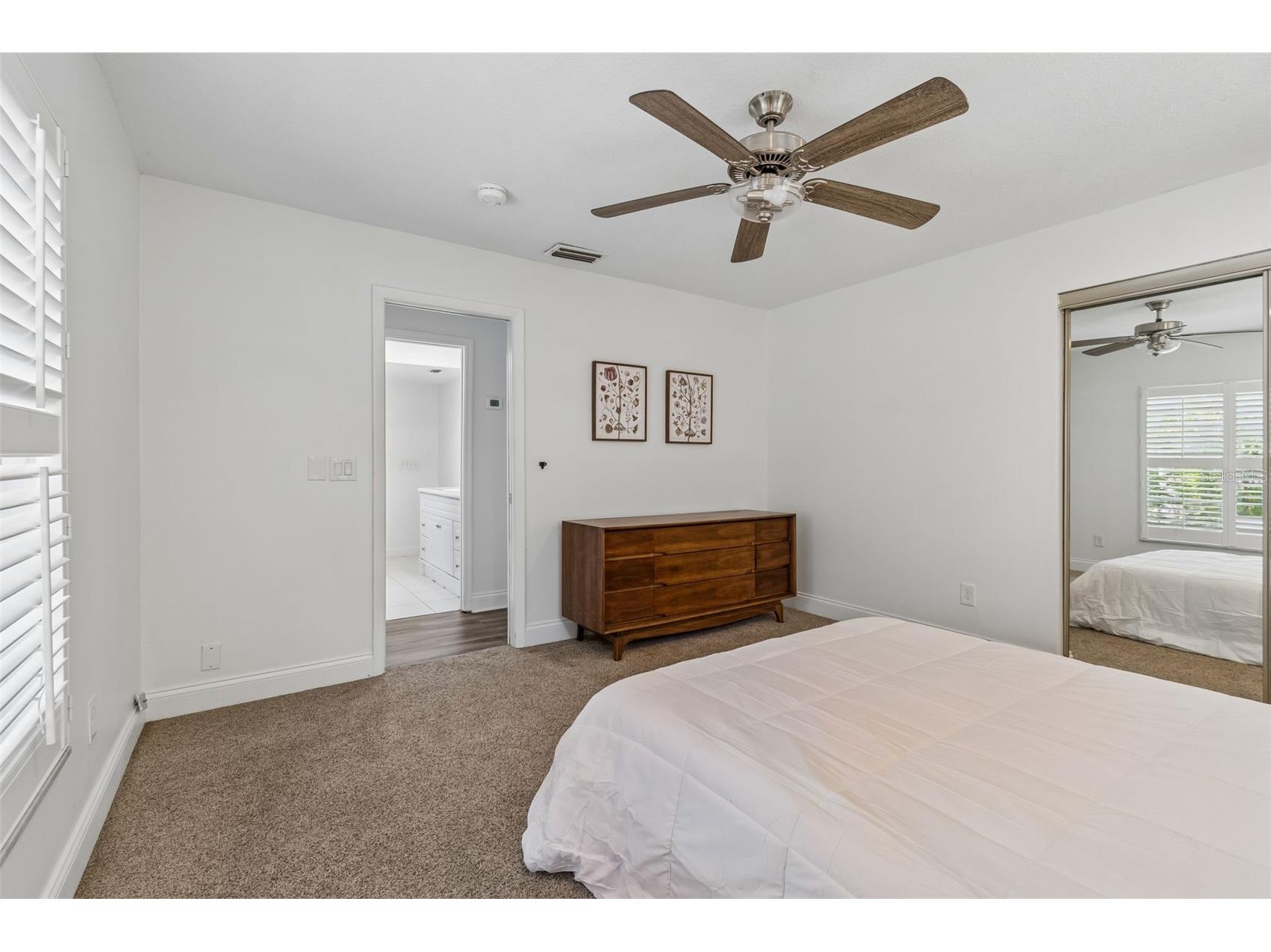 2540 Lake Ellen Circle Tampa FL 33618 TB8501087 image28