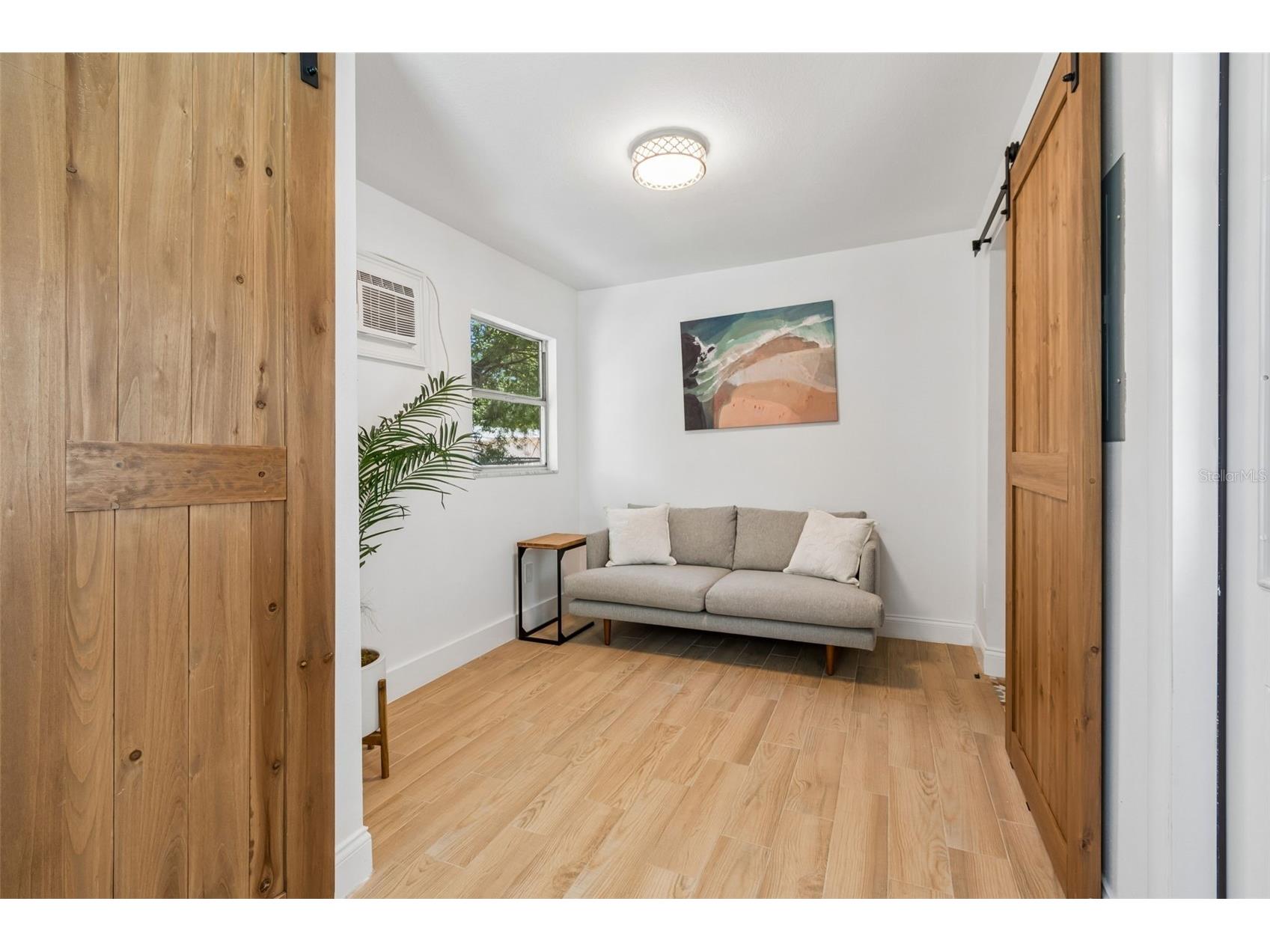 2540 Lake Ellen Circle Tampa FL 33618 TB8501087 image30