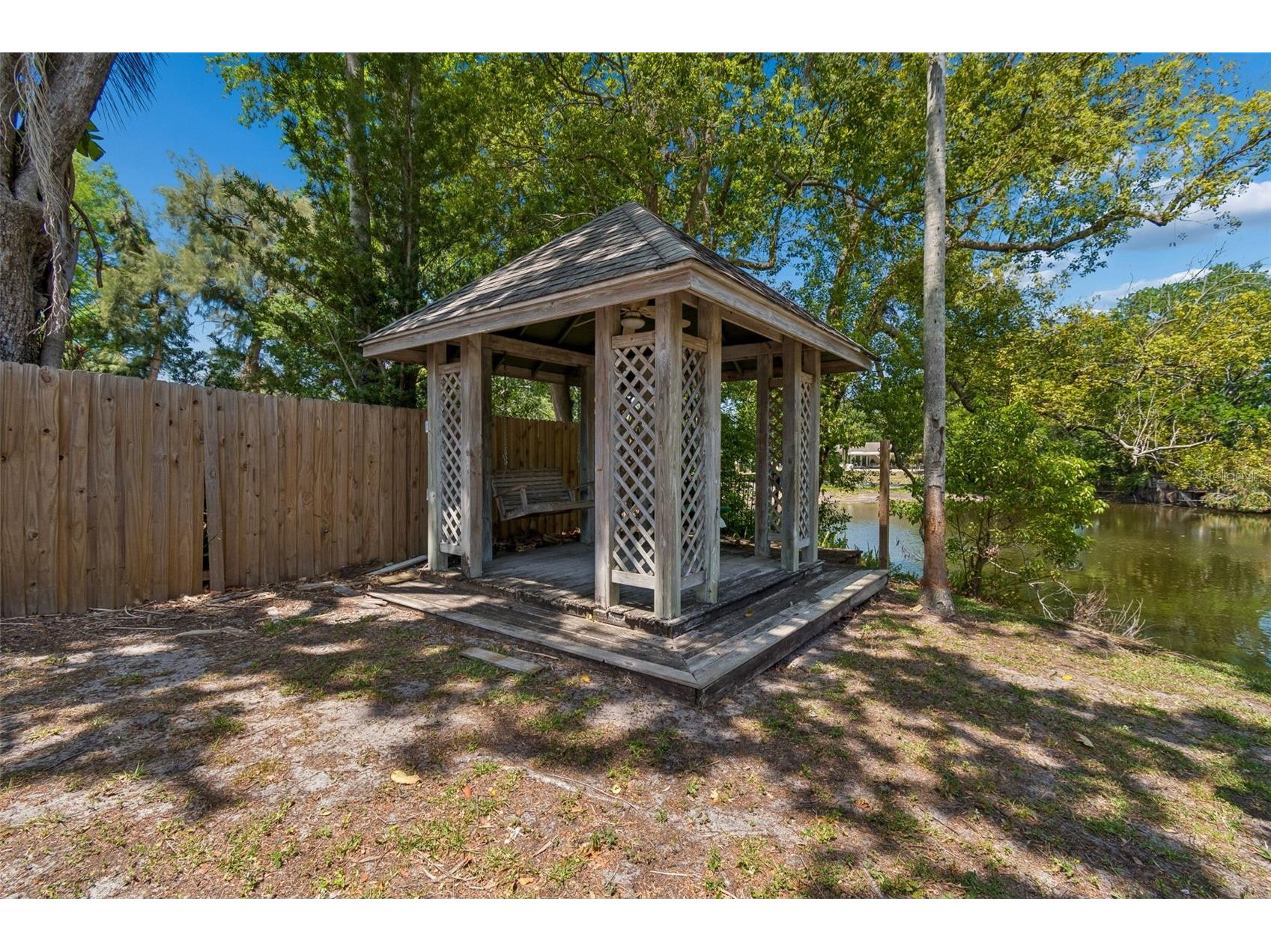 2540 Lake Ellen Circle Tampa FL 33618 TB8501087 image35