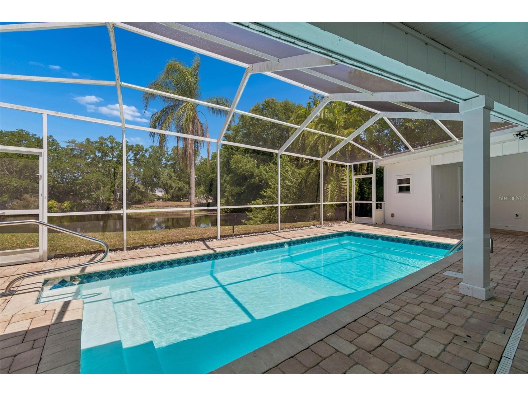 2540 Lake Ellen Circle Tampa FL 33618 TB8501087 image5