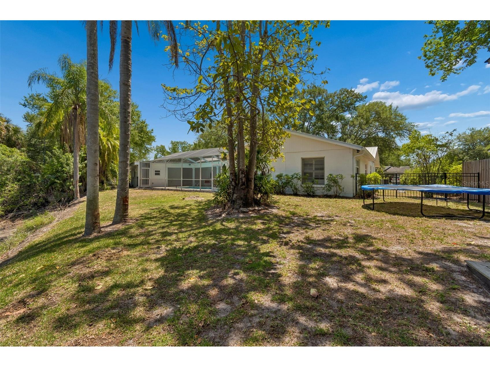 2540 Lake Ellen Circle Tampa FL 33618 TB8501087 image8