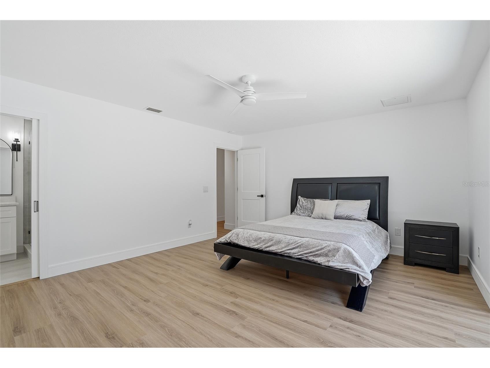 2540 Laurelwood Lane Valrico FL 33596 TB8506400 image40