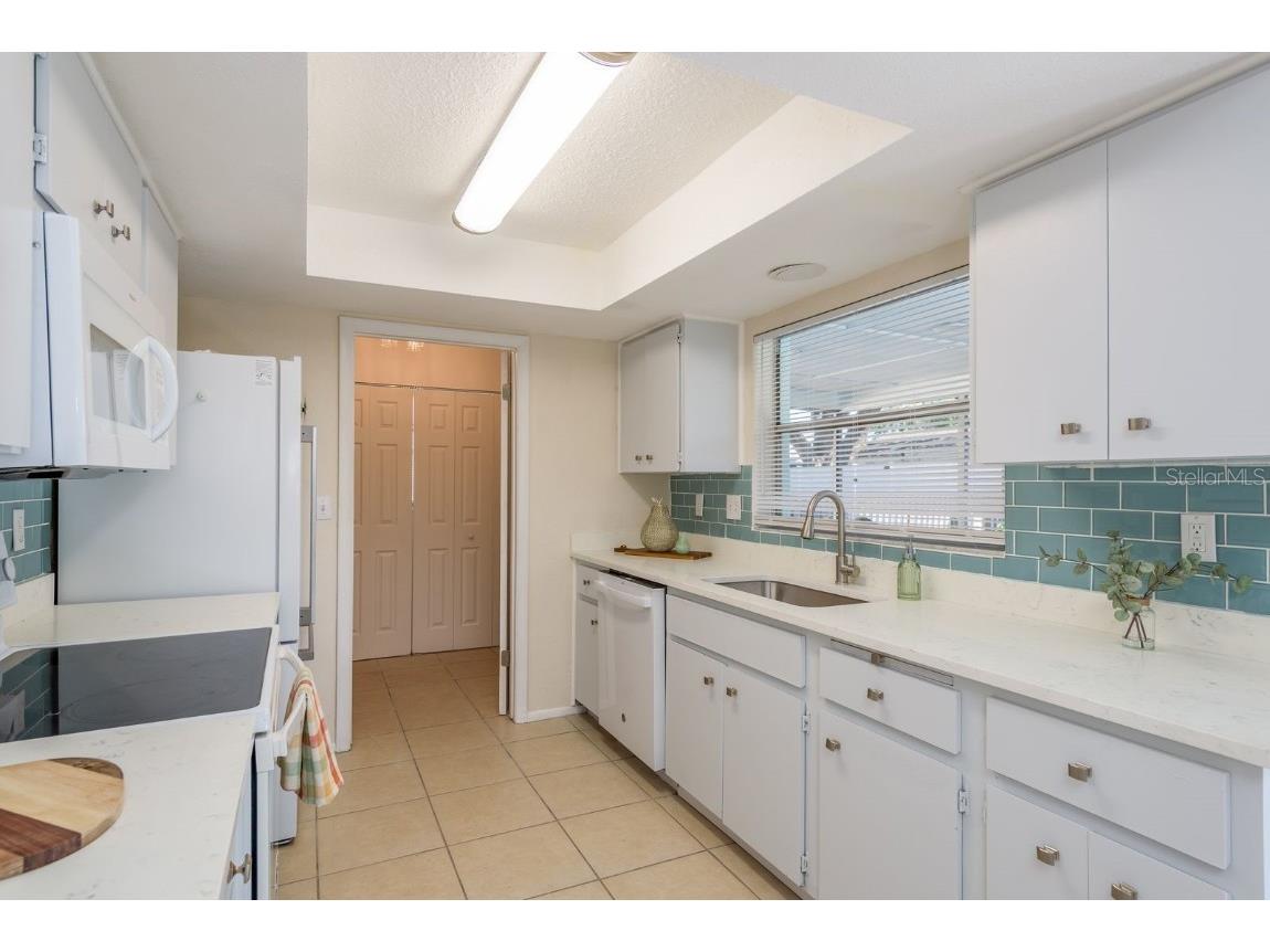 2540 Southpointe Drive Dunedin FL 34698 TB8439955 image8