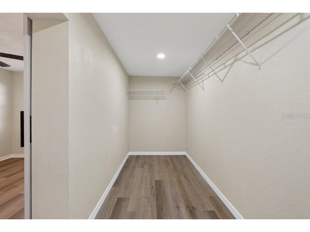 2540 W Knollwood Street Tampa FL 33614 TB8506798 image26