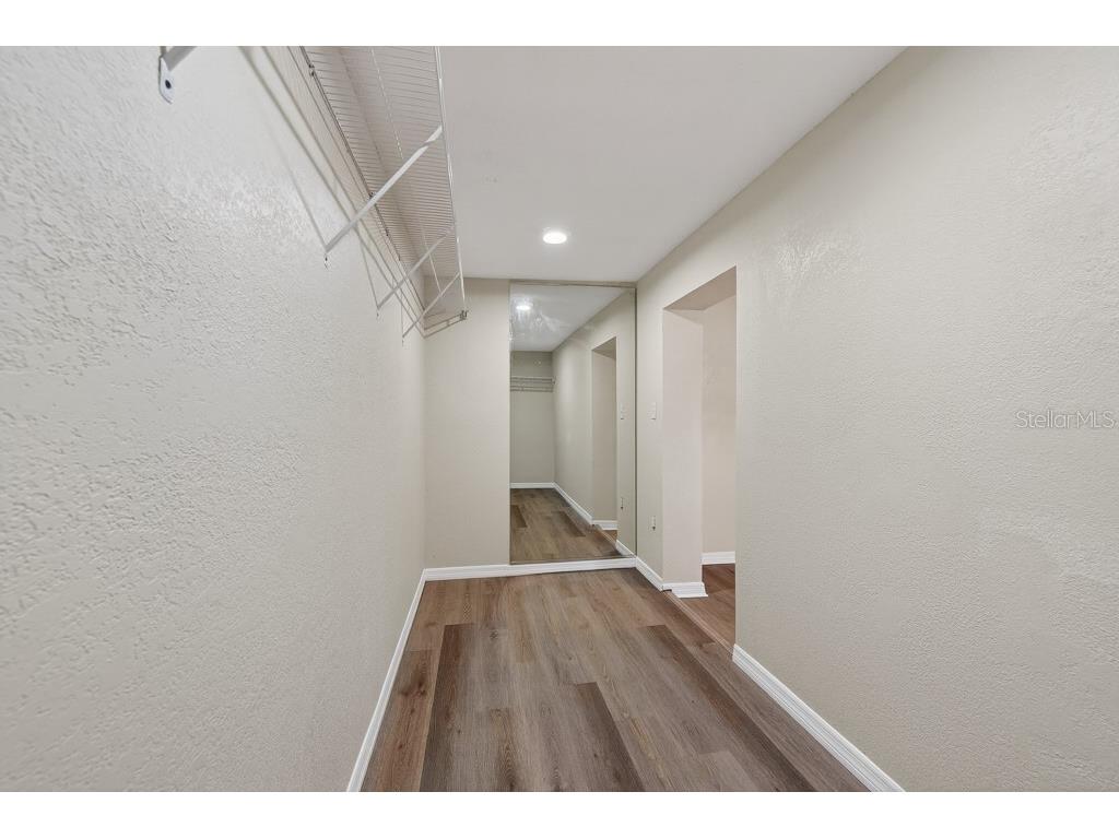 2540 W Knollwood Street Tampa FL 33614 TB8506798 image27