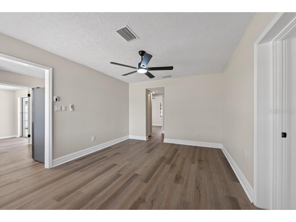 2540 W Knollwood Street Tampa FL 33614 TB8506798 image3