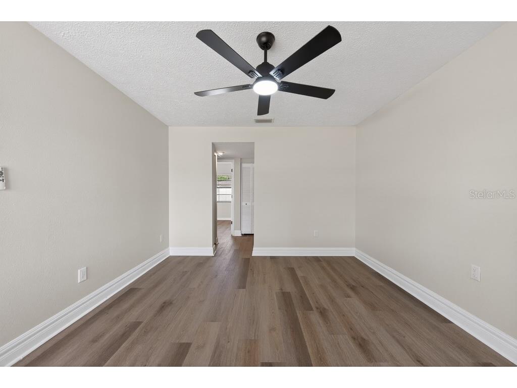 2540 W Knollwood Street Tampa FL 33614 TB8506798 image4