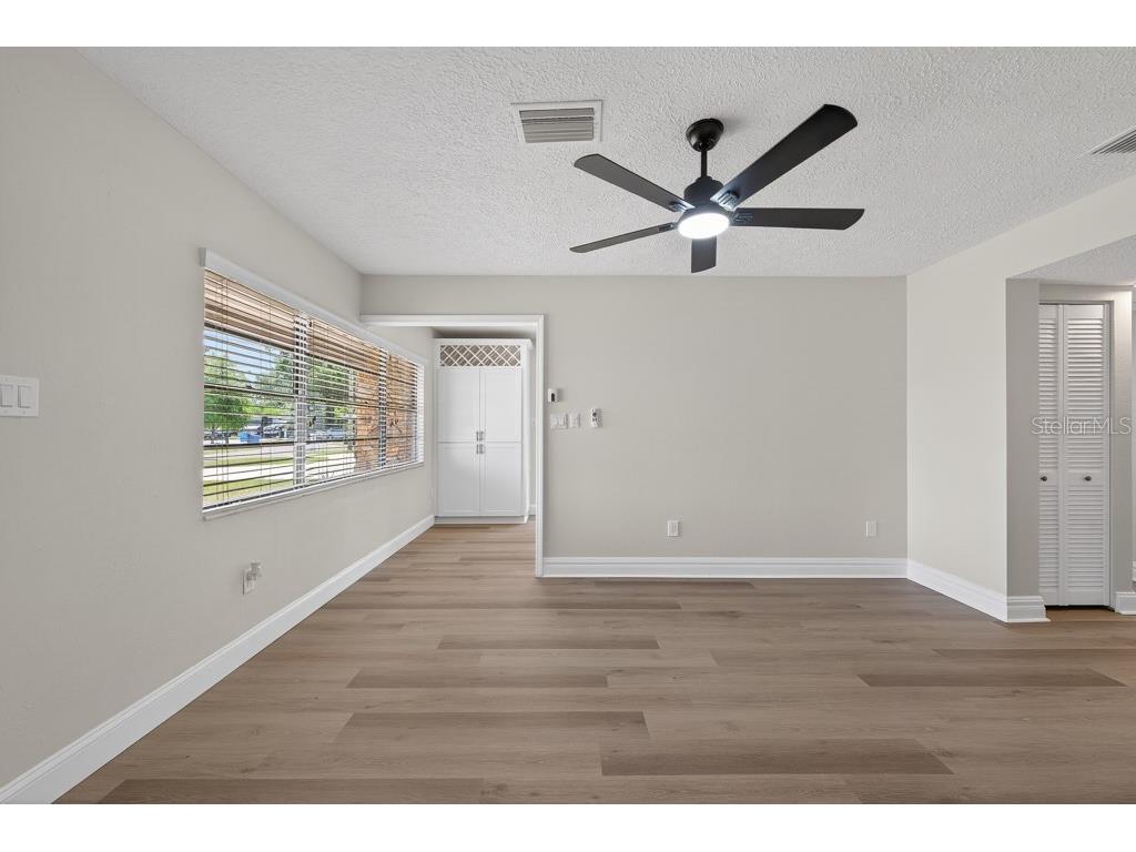 2540 W Knollwood Street Tampa FL 33614 TB8506798 image7