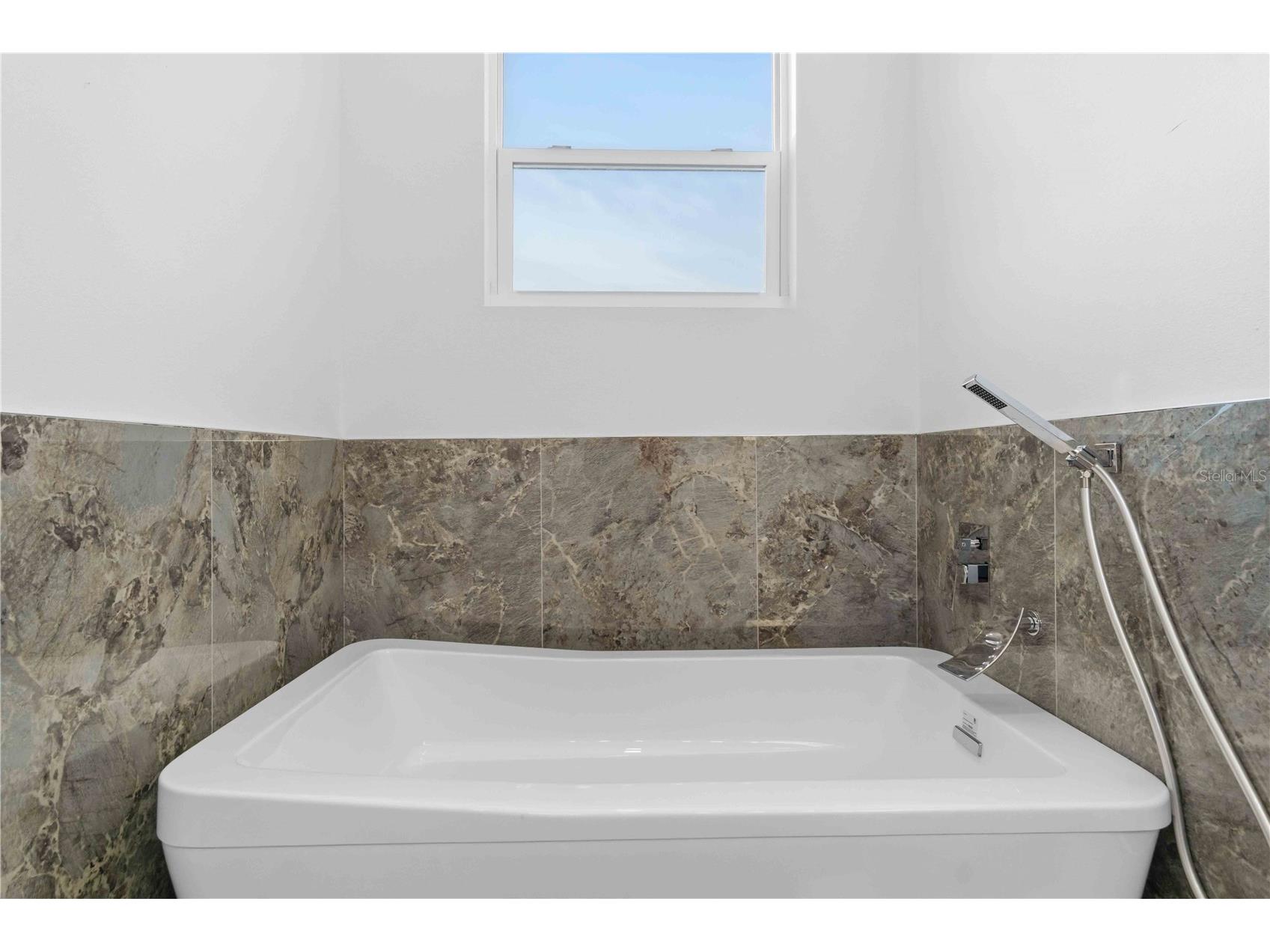 25407 Rupert Punta Gorda FL 33983 C7523764 image42