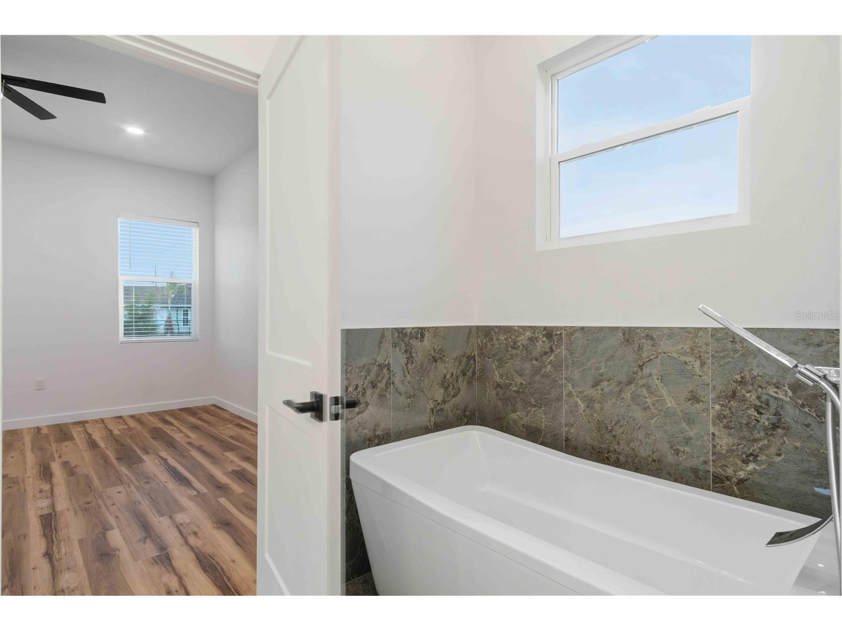 25407 Rupert Punta Gorda FL 33983 C7523764 image53