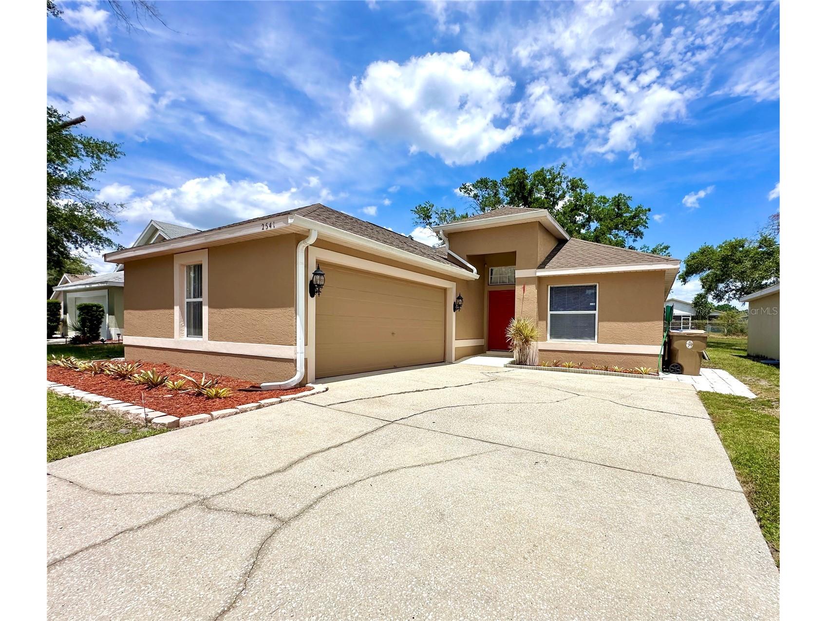 2541 Chatham Circle Kissimmee FL 34746 S5145944 image1