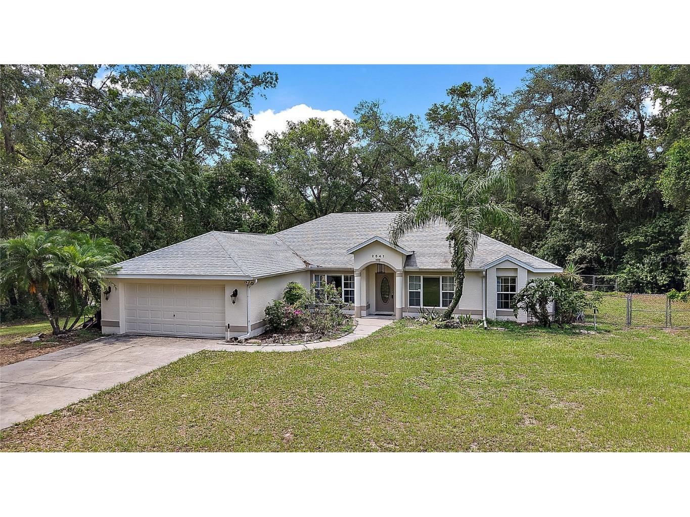 2541 Lake Griffin Road Lady Lake FL 32159 G5093328 image1