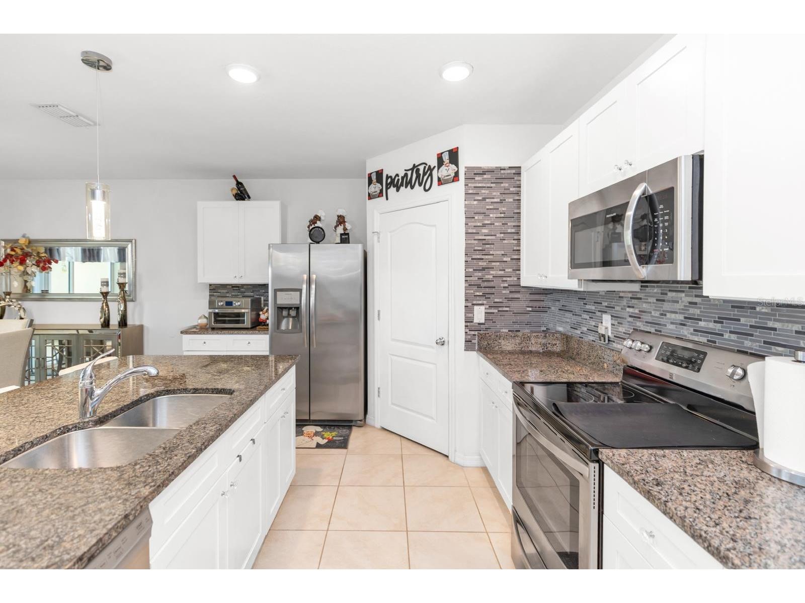 2541 Shiprock Court Deltona FL 32738 V4949877 image6