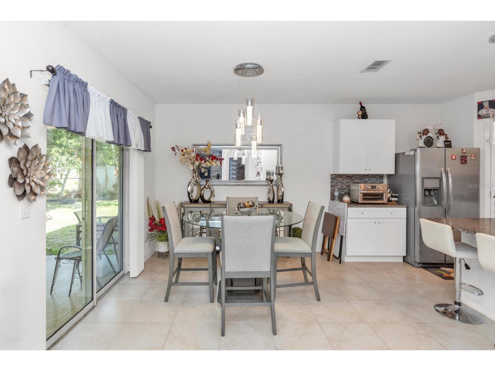 2541 Shiprock Court Deltona FL 32738 V4949877 image8