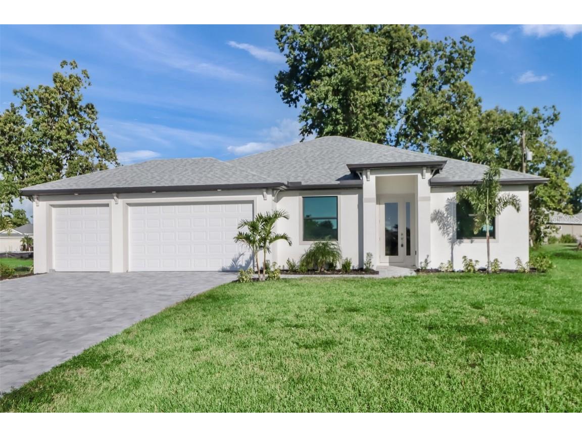 25412 Islas Drive Punta Gorda FL 33955 C7484185 image1