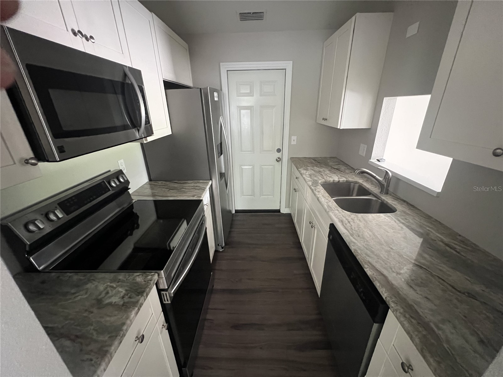 2542 22nd Street Sarasota FL 34234 A4695742 image7
