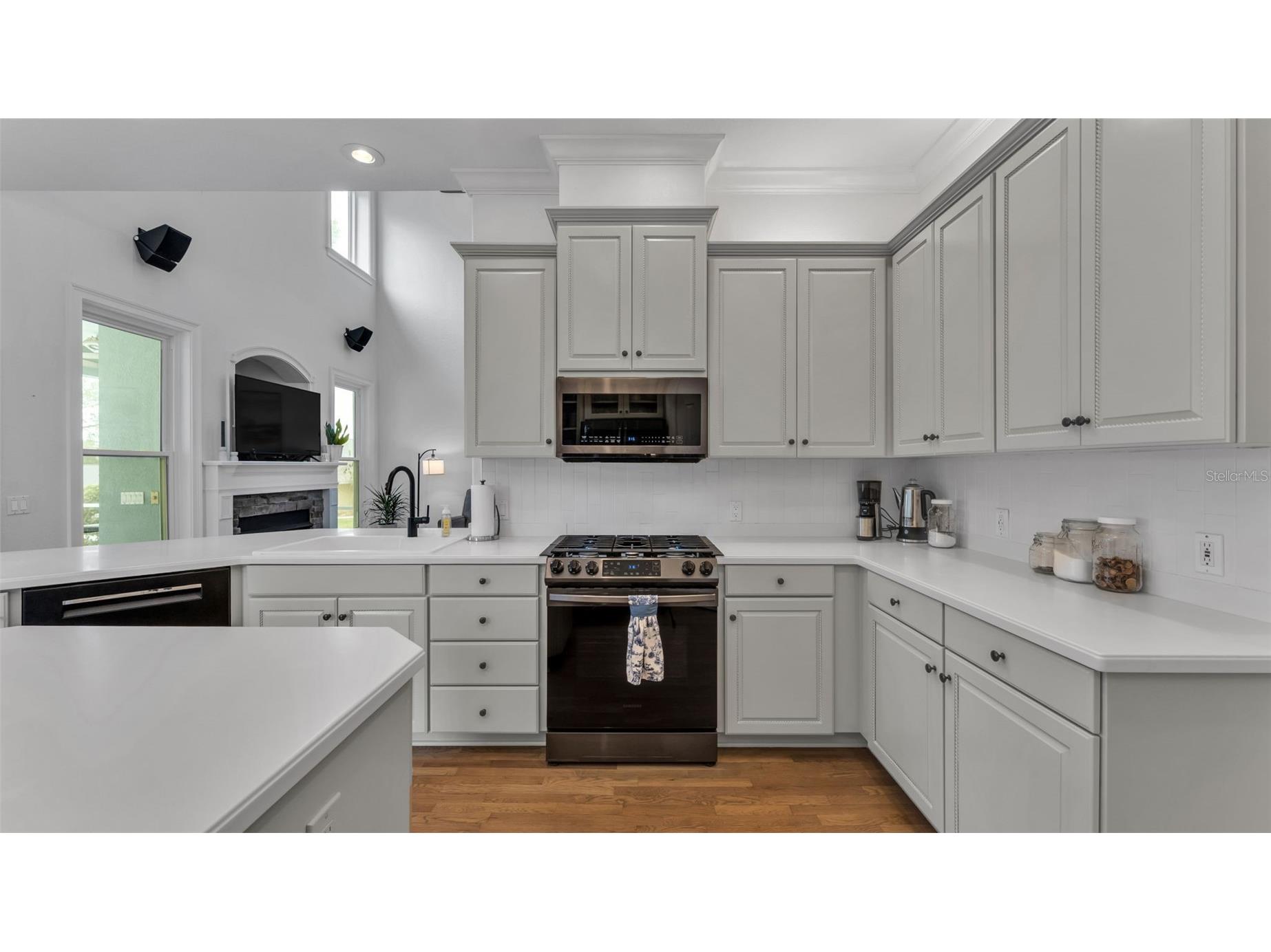 2542 Crews Lake Hills Loop S Lakeland FL 33813 L4960659 image18