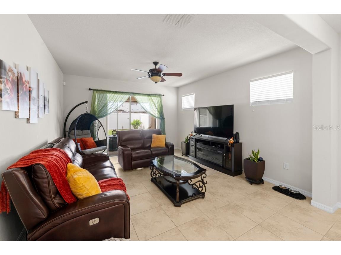 2542 Folio Way Kissimmee FL 34741 S5135250 image6