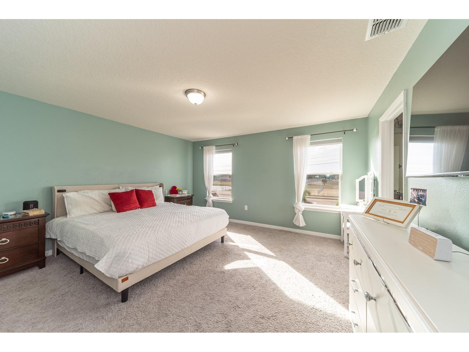 2542 Nouveau Way Kissimmee FL 34741 O6379913 image18