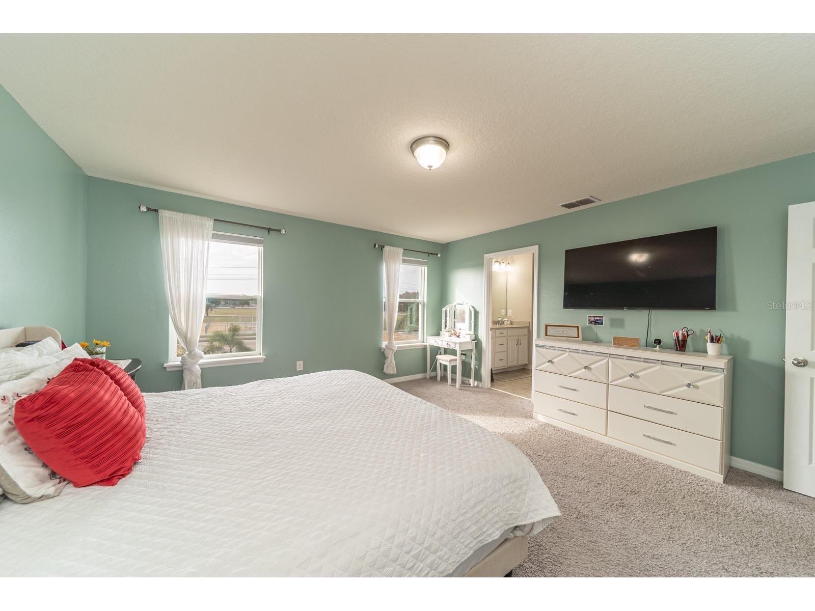 2542 Nouveau Way Kissimmee FL 34741 O6379913 image19