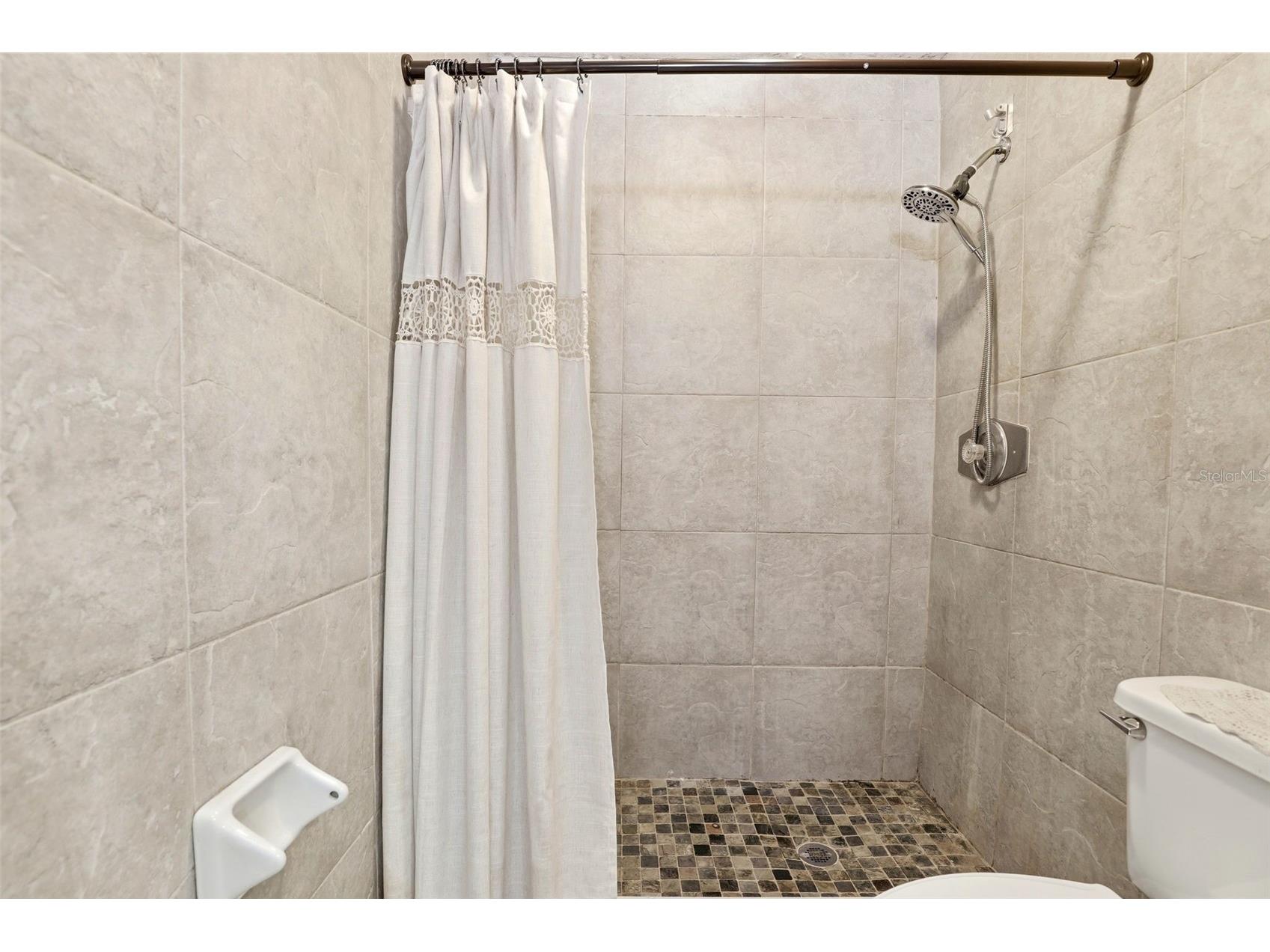 2542 Oak Park Way #101 Orlando FL 32822 O6387539 image17