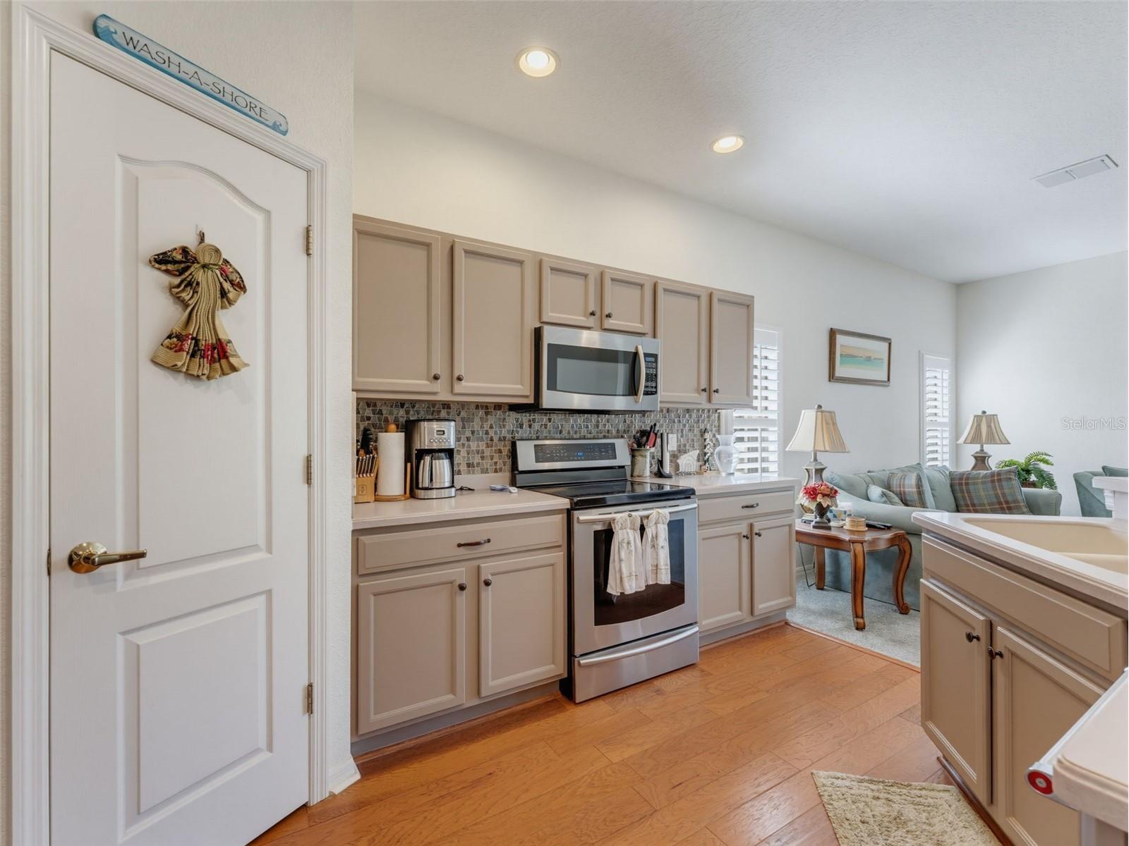 2542 Sandy Hill Court Holiday FL 34691 TB8530935 image19