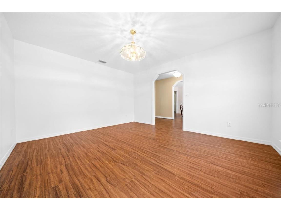 2542 SE 27th Street Ocala FL 34471 OM706446 image77