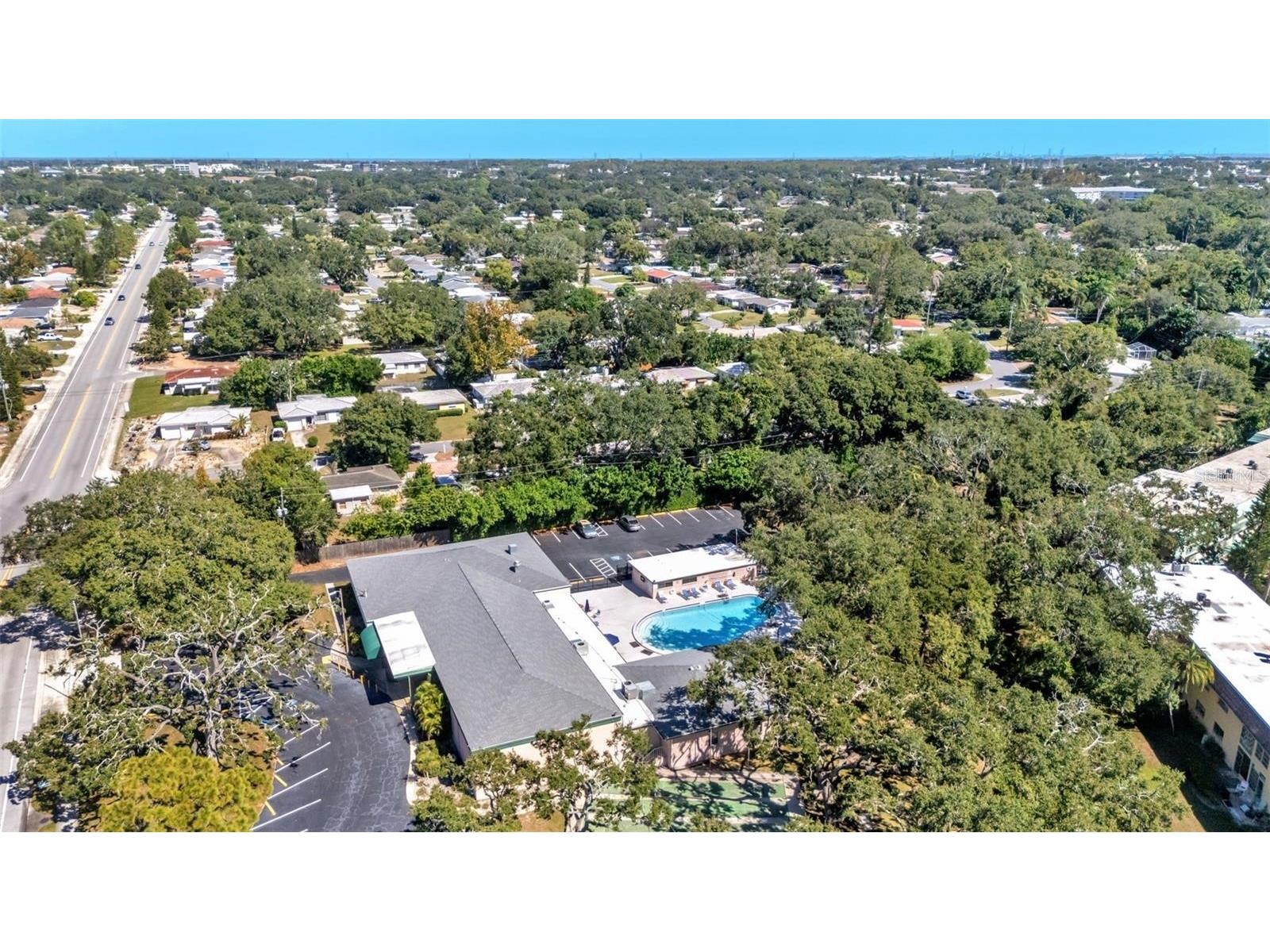 2542 Wynnewood Drive Clearwater FL 33763 TB8504418 image32