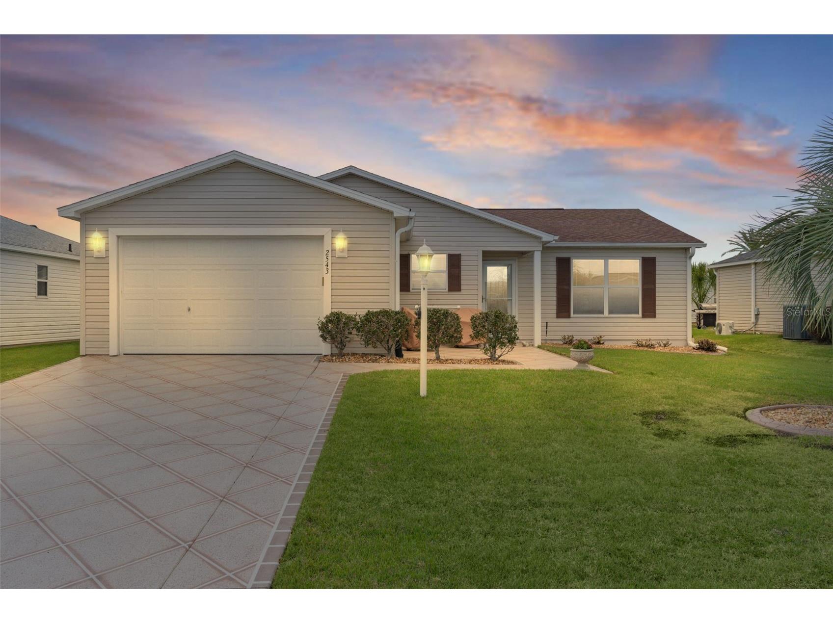 2543 Raintree Drive The Villages FL 32162 G5110160 image1