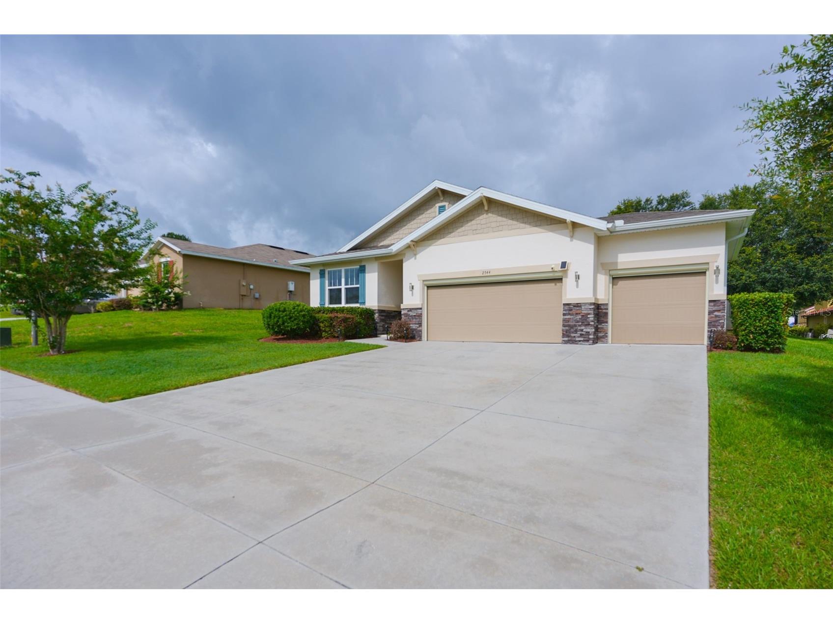 2544 Autumn Stream Drive Leesburg FL 34748 O6412738 image3