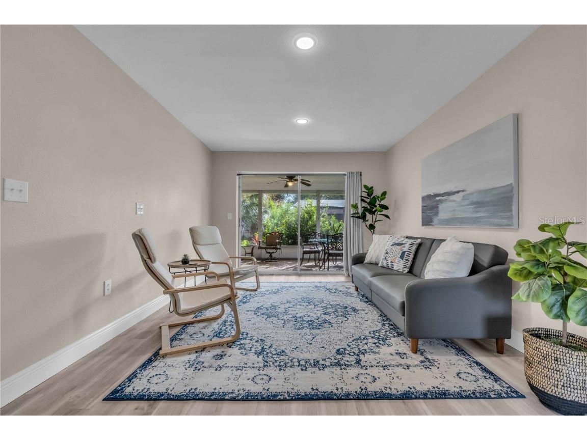 2544 Carlisle Place Sarasota FL 34231 A4665872 image15